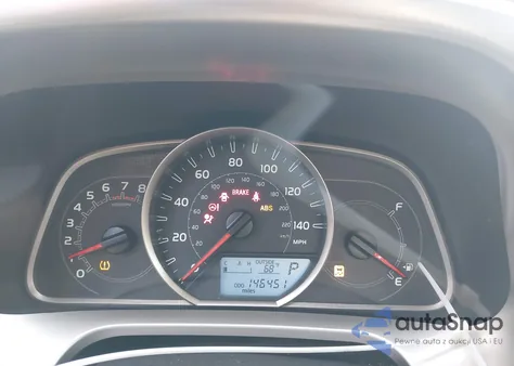 2015 Toyota Rav4 Xle z USA, uszkodzony, nr VIN JTMWFREV1FJ041144